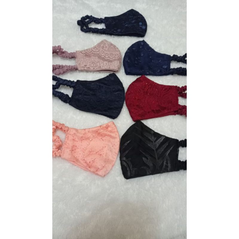Masker Kain Brokat Hijab