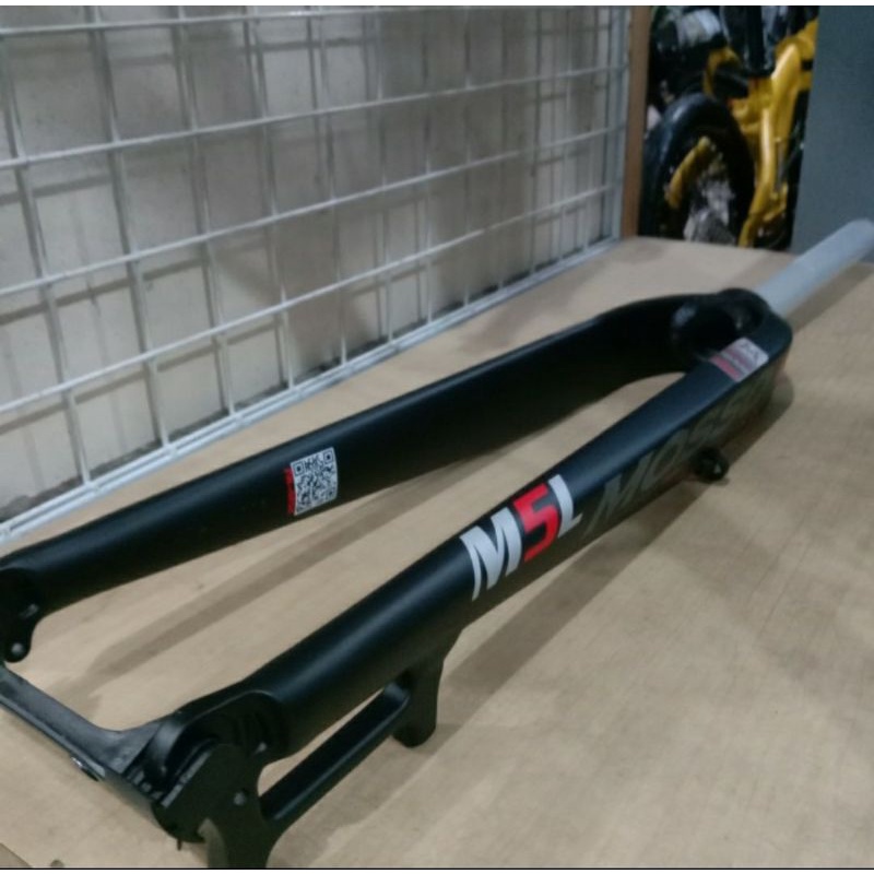Fork Rigid Mosso M5L
