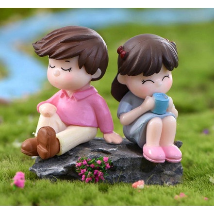 Miniature Lover Figures - Lovers Couple Figurines #24 (2pcs)