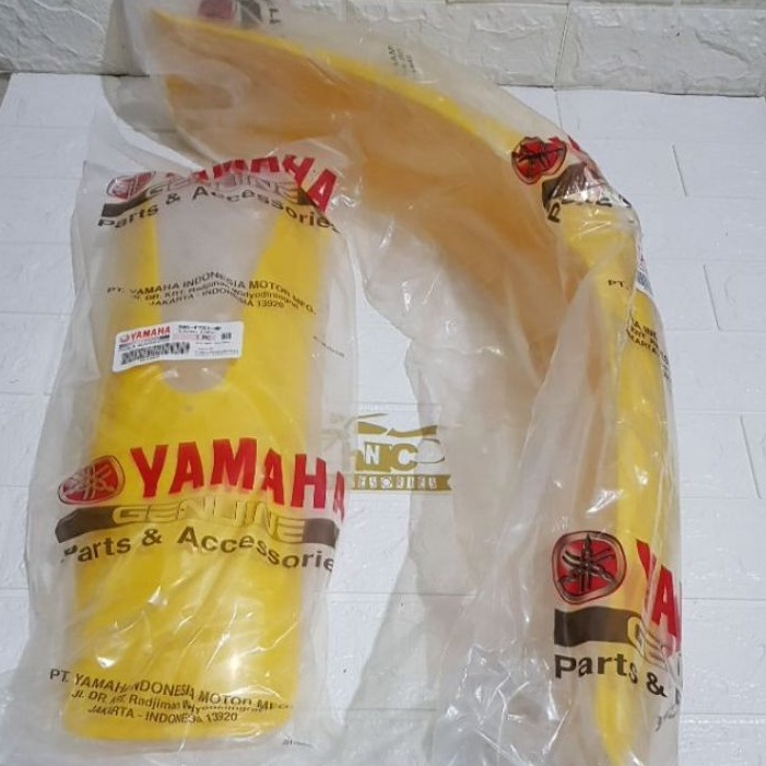 SPAKBOR SLEBOR DEPAN SET YAMAHA YT 115 ORIGINAL YAMAHA YGP 3WL