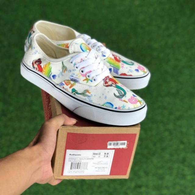 OBRAL VANS PREMIUM AUTHENTIC DISNEY MULTI WHITE WAFFLE DT