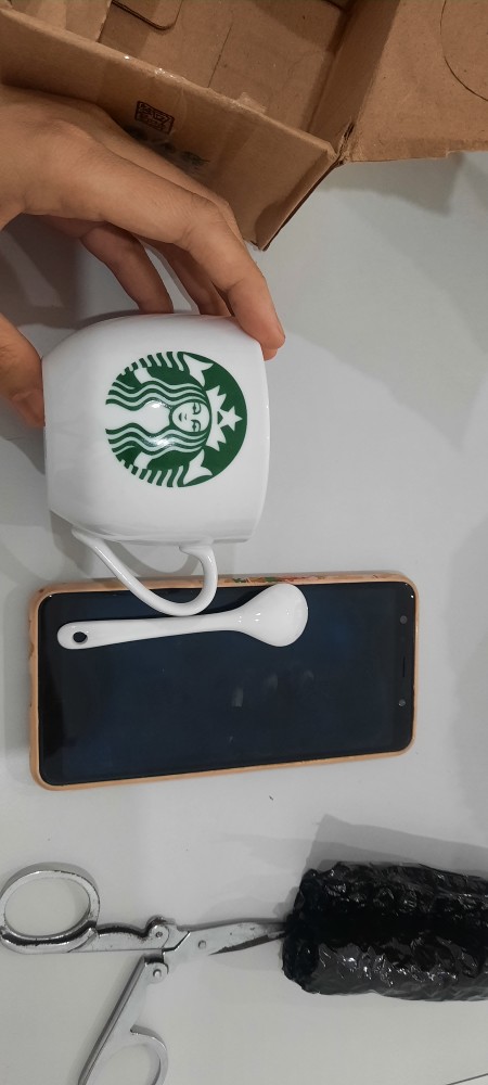 Cangkir Keramik Starbucks Gift Set Ceramic Mug Starbucks Dengan Sendok ( Harga Adalah Per Buah )