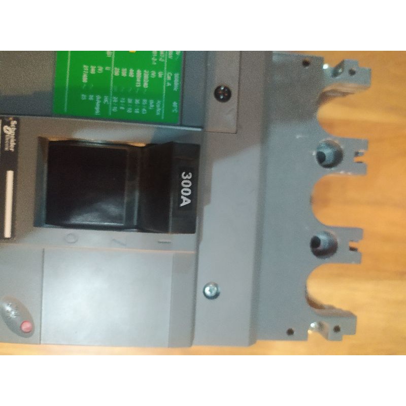 MCCB SCHNEIDER 300 AMPER  EZC400N3300