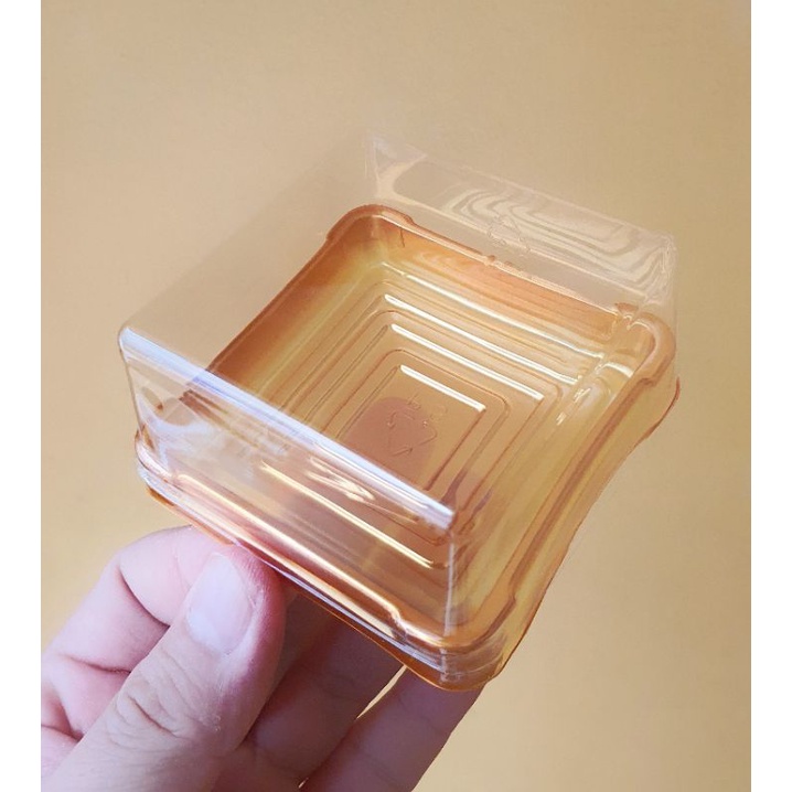 

Mika Mooncake 100 gr ( 1 pack isi 10 pcs )