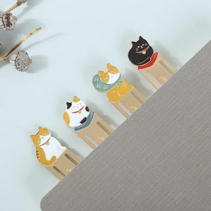 

METALLIC BOOKMARK JAPAN CAT LIFE / PENANDA BUKU / PEMBATAS BUKU TERLARIS