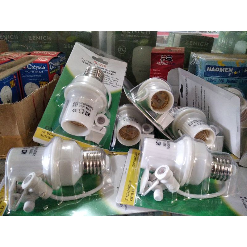 fitting sensor cahaya