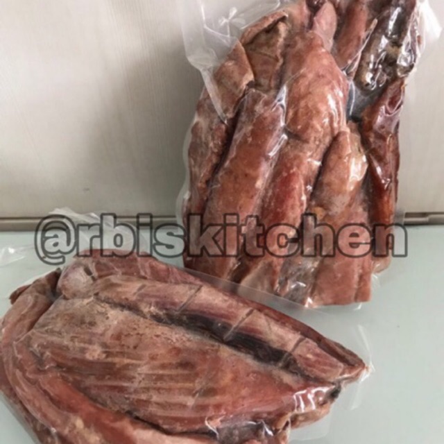 

Tuna Sei (Daging Tuna Asap Khas Kupang)