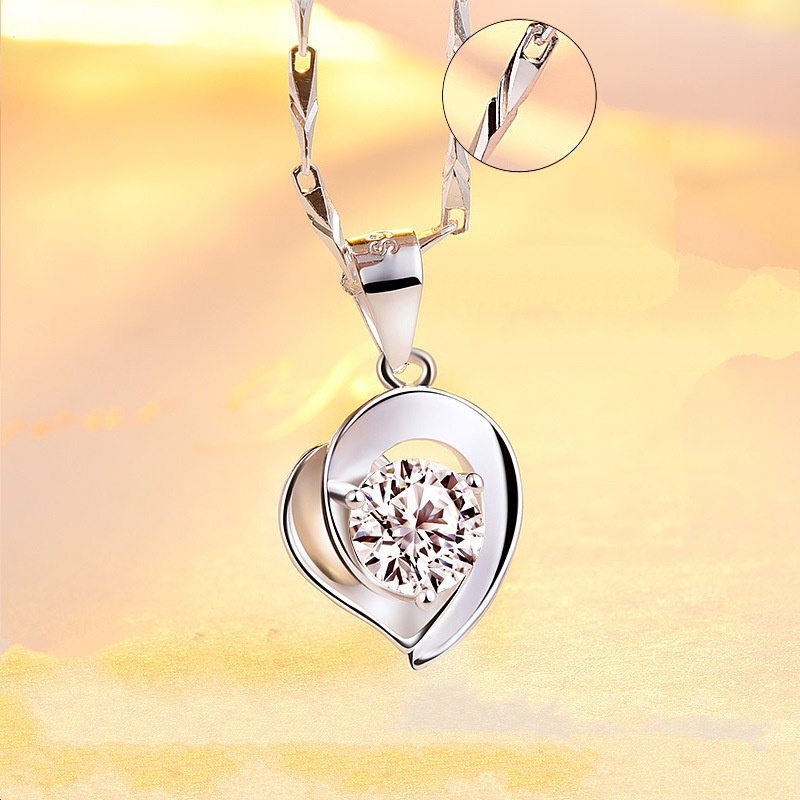 [Ready Stock]Fashion Heart Shape with Diamond Necklace Heart Necklace