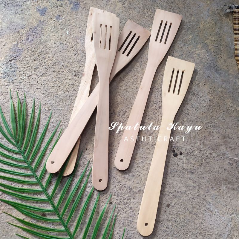 SPATULA KAYU SENGON SOLET KAYU SOTEL KAYU panjang 31 cm spatula bolong spatula kayu sutil solet masa
