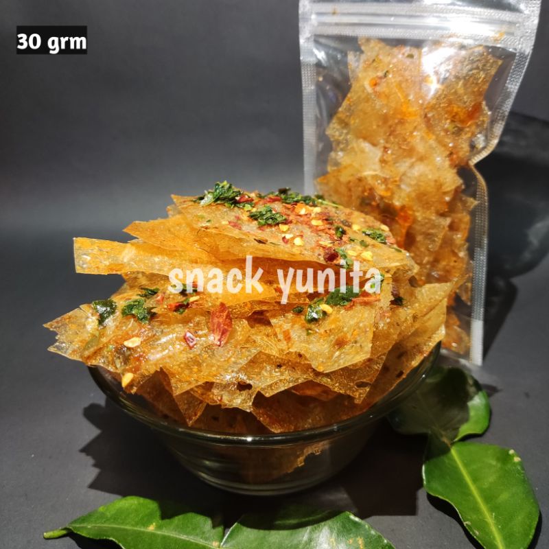 kripik kaca pedas daun jeruk keripik kaca 30 gram kemasan pouch