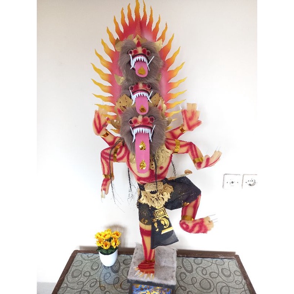 Ogoh-ogoh mini Raksasa Kepala Tiga/ Ogoh-ogoh mini Termurah dari Bali