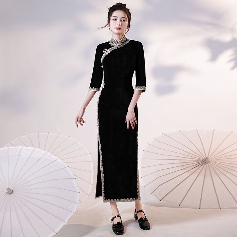 Corduroy cheongsam spring 2022 new young style high-end temperament LONG SLEEVED BLACK thickened dre