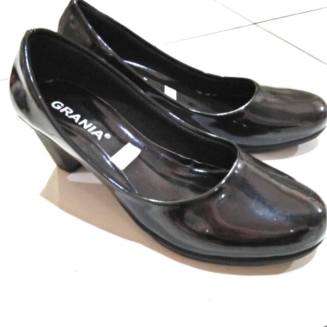 Sepatu Kerja Formal Dinas Wanita Polos/Hitam
