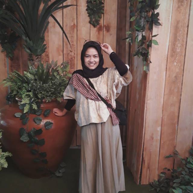 BATIK KONTEMPORER KOMBINASI BATIK LURIK