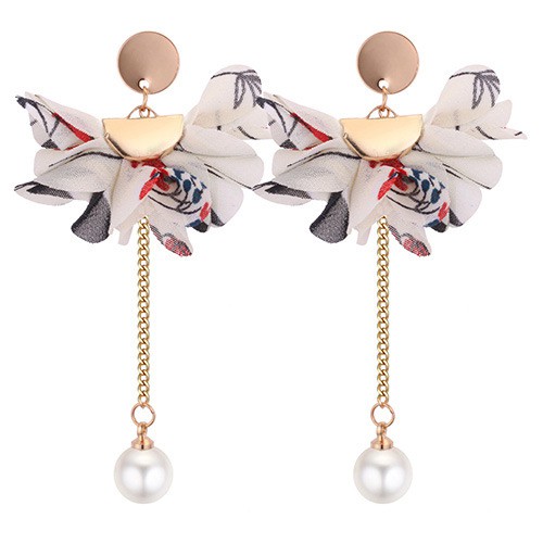 LRC Anting tusuk Fashion Round Shape Decorated Earrings