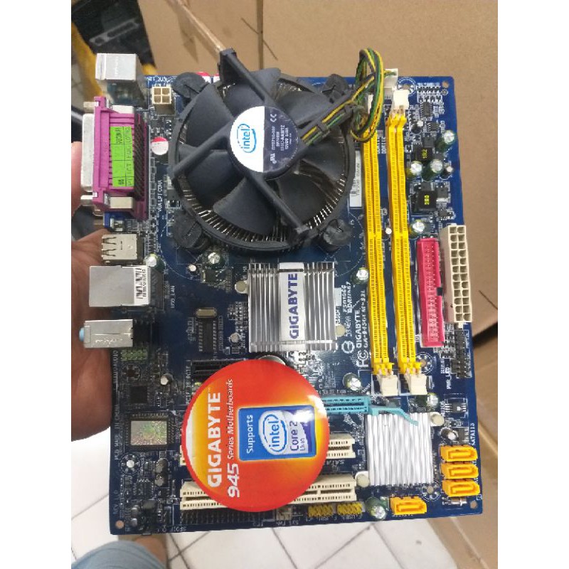 Motherboard 775 Gigabyte 945 untuk Core2 duo dan dual core