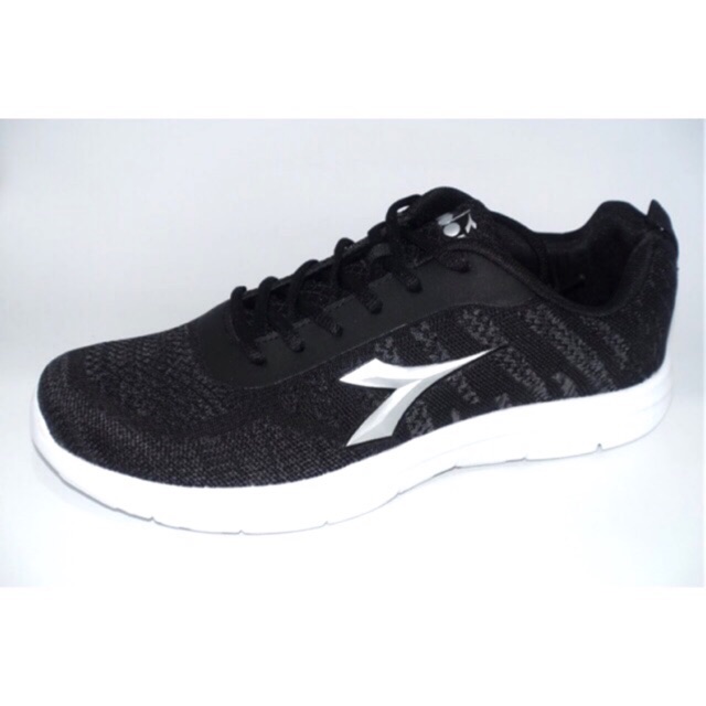 Diadora Escala Black diadora shoes original sepatu olahraga diadora escla hitam ori BNIB