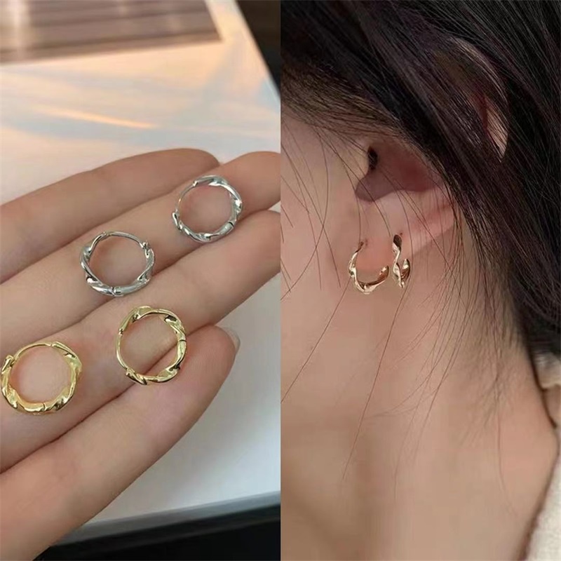 Anting s925 Silver Needle Bentuk Geometris Twisted Gaya Korea Untuk Wanita