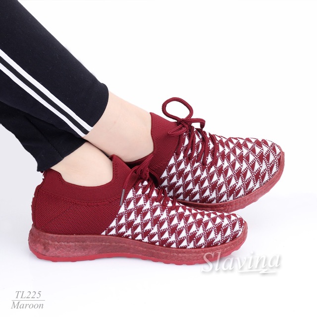 [JUALSEMUA18]Sepatu Slavina TL225
