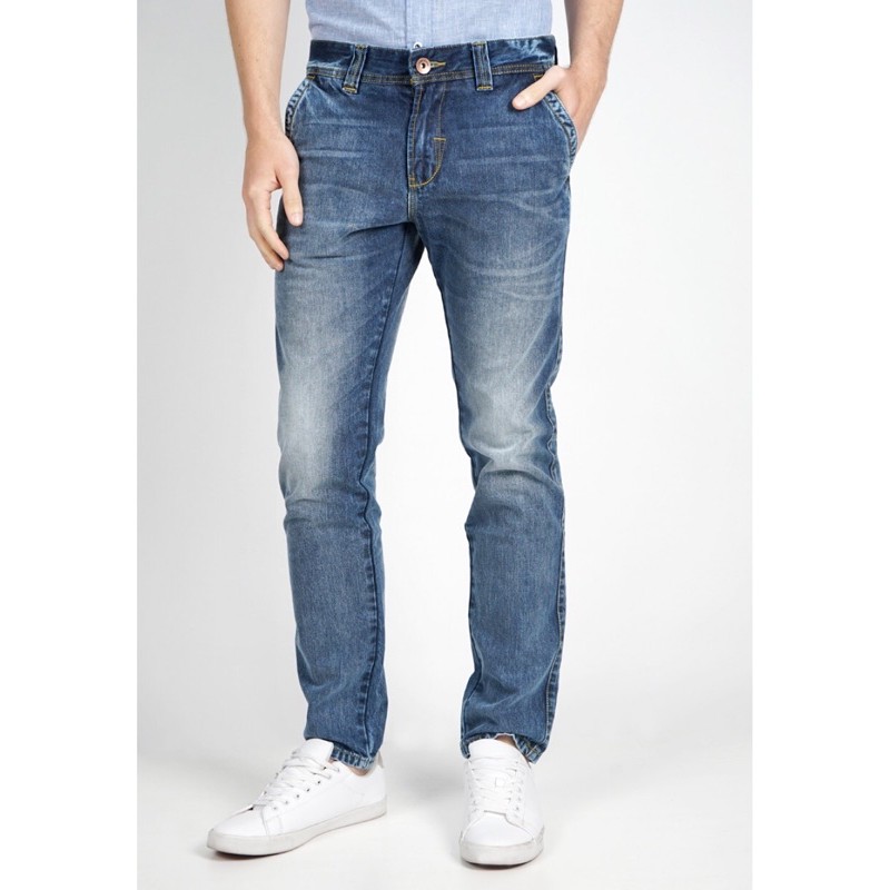 Celana Lois Jeans Original Straight Cut CFS381D