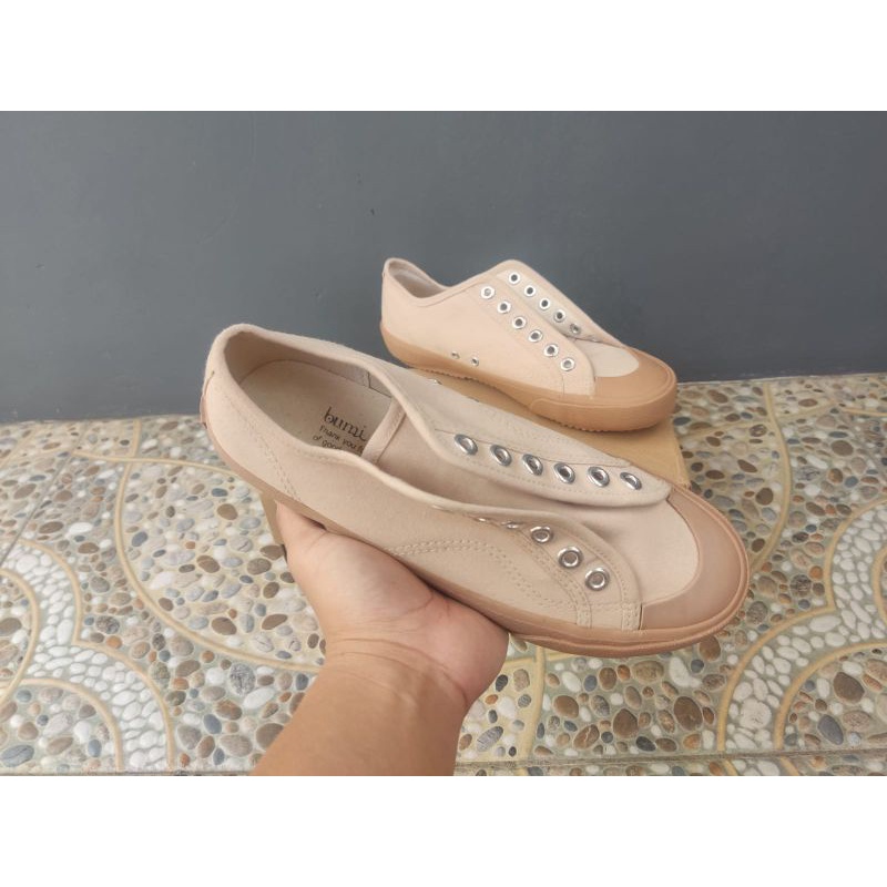 pijak bumi sakka low khaki - 39