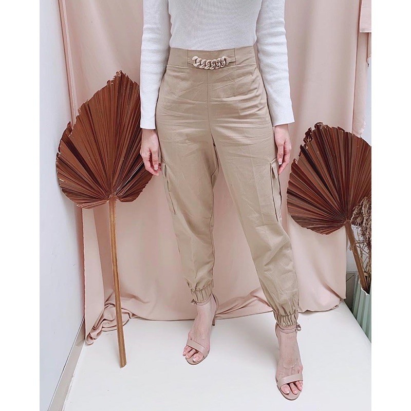 zaskia chain jogger