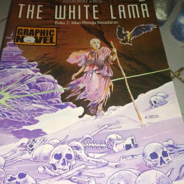 Novel The White lama  Graphic