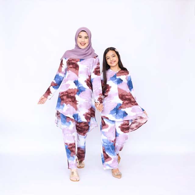 AIZA multicolor oneset tunik by Hagia Indonesia