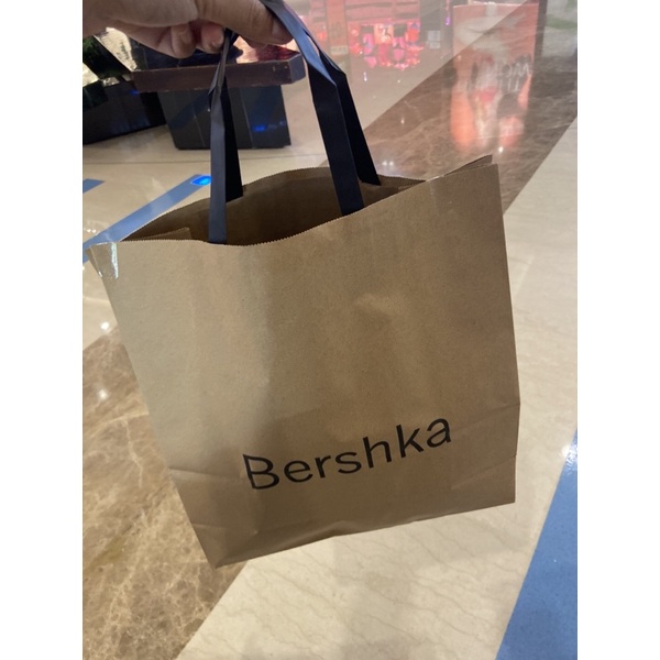 

Paper bag