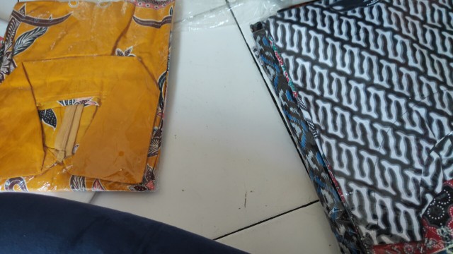 Atasan Batik Dolby Dolbi Dobby Doby Tenun Sutra Tulis Halus Katun Atbm Baron ,sarombit Atasan