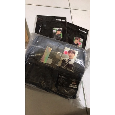 POUCH LIGHTSTICK + PHOTOCARD THE BOYZ