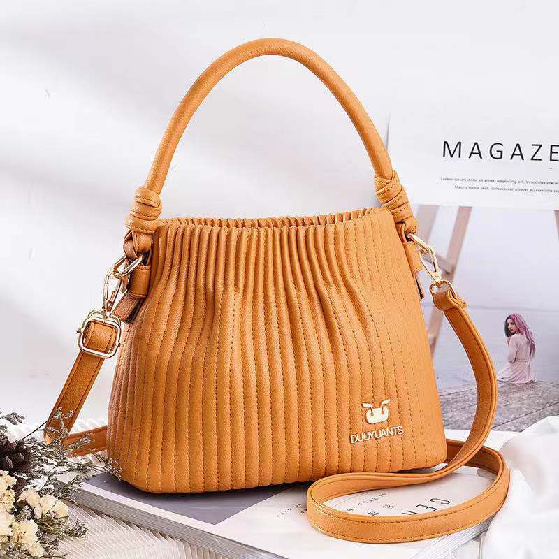 JK 933 1KG MUAT 2PCS TAS SELEMPANG FASHION SLINGBAG KERUT PLISKET IMPORT U4510 C8447