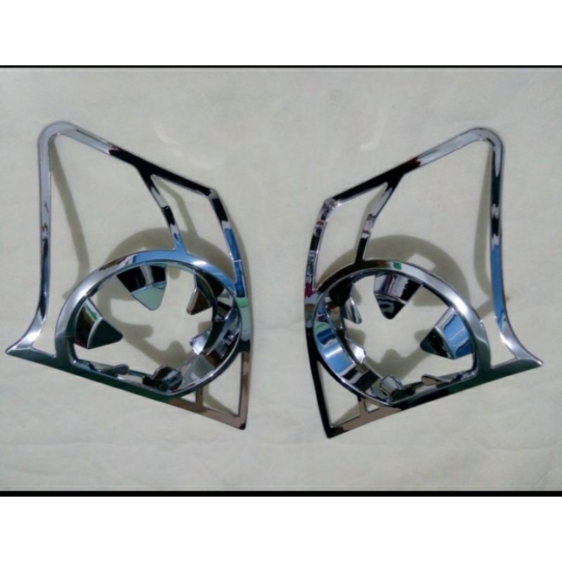 Garnish Lampu Belakang Honda Brio Chrome