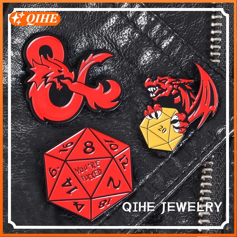 Dungeons and Dragons D20 Bros Pin Enamel Bentuk Dadu RPG D &amp; D 1980 's Untuk Aksesoris Pakaian