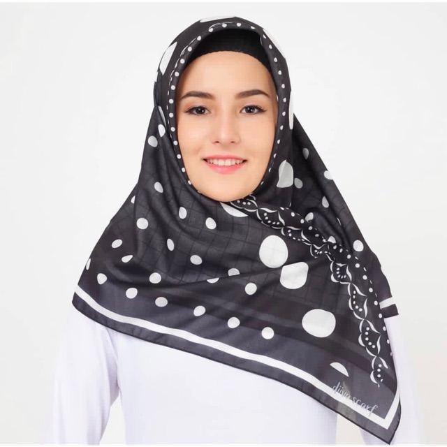 Diiva Scarf 34