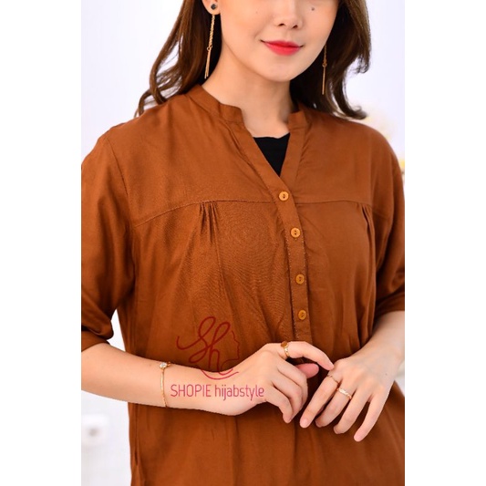 Blus Polos Millo - Blouse Polos Rayon - Coklat Muda - Blus Adem - Fathin Basic - SHOPIE Hijabstyle-4