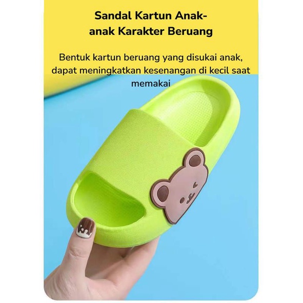 Sandal Slides Bayi / Sepatu Sandal Anak Karet Anti Slip Beruang