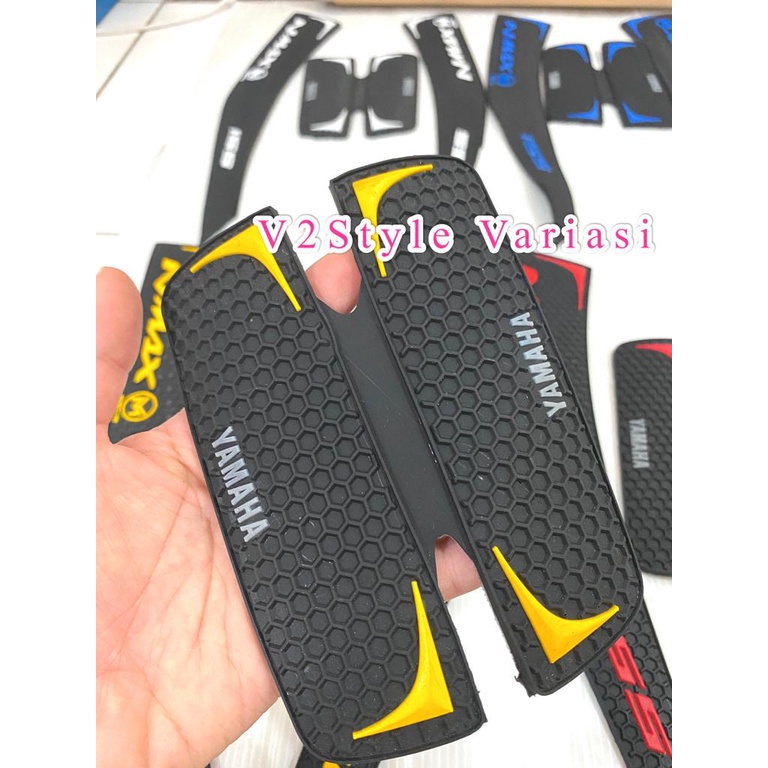 DECKPAD NEW NMAX 2020 2021 TANKPAD STICKER KARET TIMBUL PELINDUNG SET 3D YAMAHA NMAX 155 PNP MOSCOW Stiker Sticker Tankpad Karet New Nmax 2020-2022 Motif Full ankpad Nmax Tangpad Nmax New Deckpad Nmax 155 baru tahun 2020 2021 2022 Karet Premium  Original