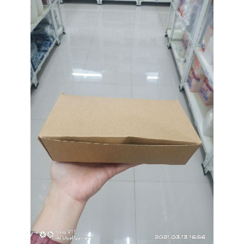 Kotak makanan 50's - lunchbox - kotak nasi - kotak kue coklat
