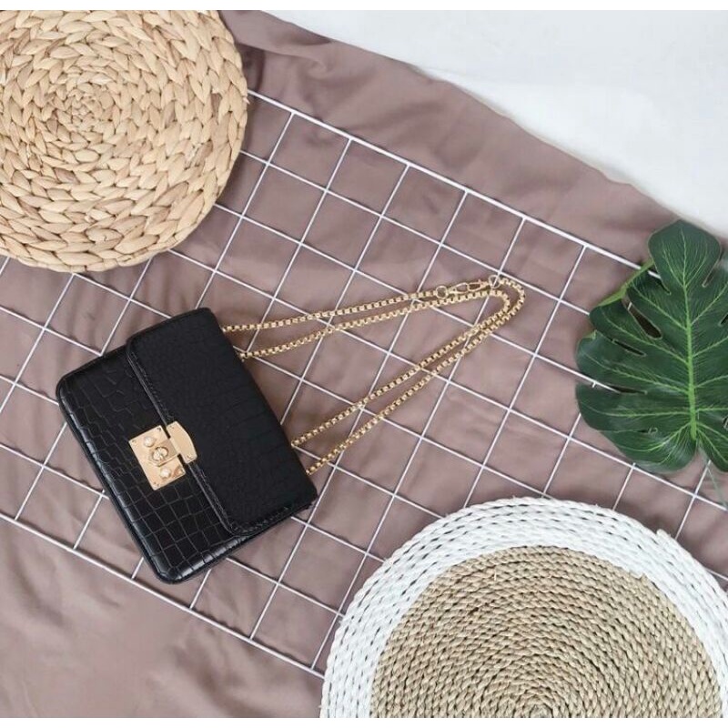 Tas Selempang Malvia Bag / Tas CK Croco Premium,