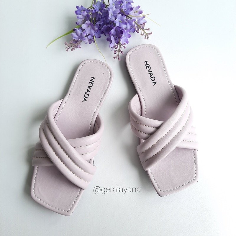 6.6 SALE! Sandal Wanita Nevada - Sandal Empuk - Sendal Puffy - Sandal Selop-Puffy Silang - Lilac