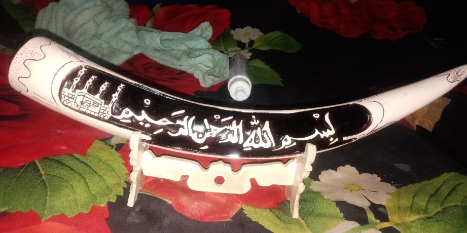 Pajangan Replika Taring Gading Gajah Lafadz Bismillah