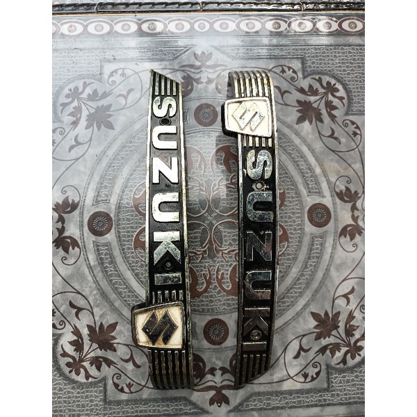 emblem tangki Suzuki fr
