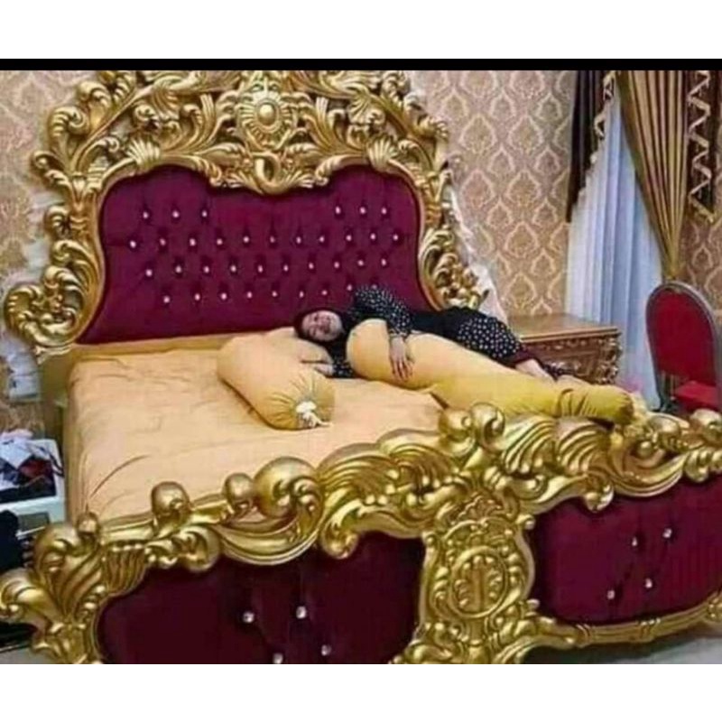 dipan ranjang jati ukir jepara/tempat tidur barong jati ukir jepara