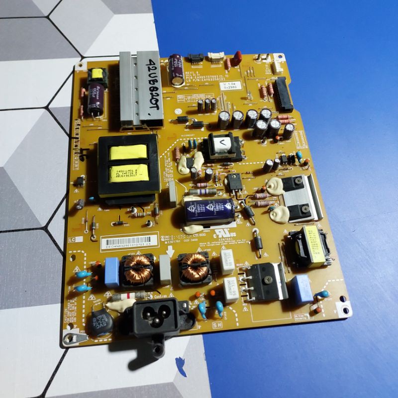 PSU LG 42UB820T MAINBOARD TV SMART LG 42UB820