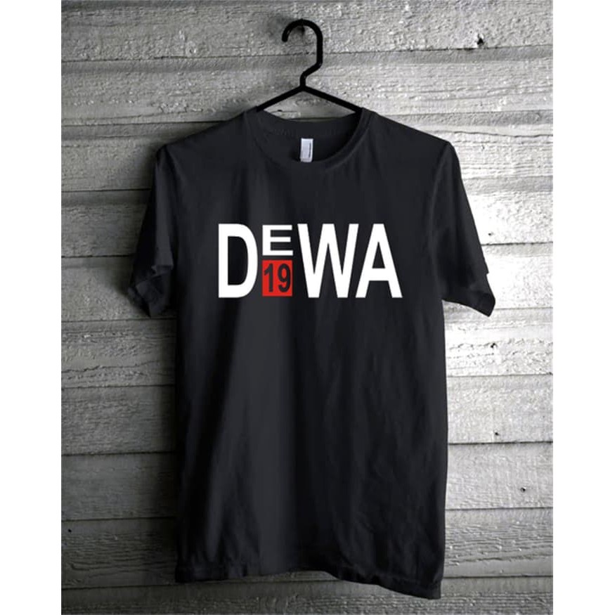 KAOS MUSIK DEWA 19 BAND LOGO