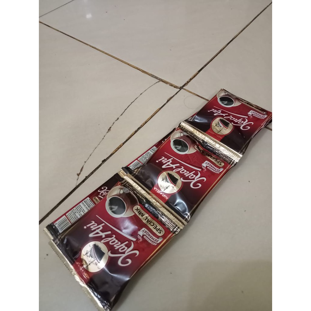 

kopi kapal api sachet hitam special mix gula + kerja pahit manis enak lezat nikmat bapak kampung