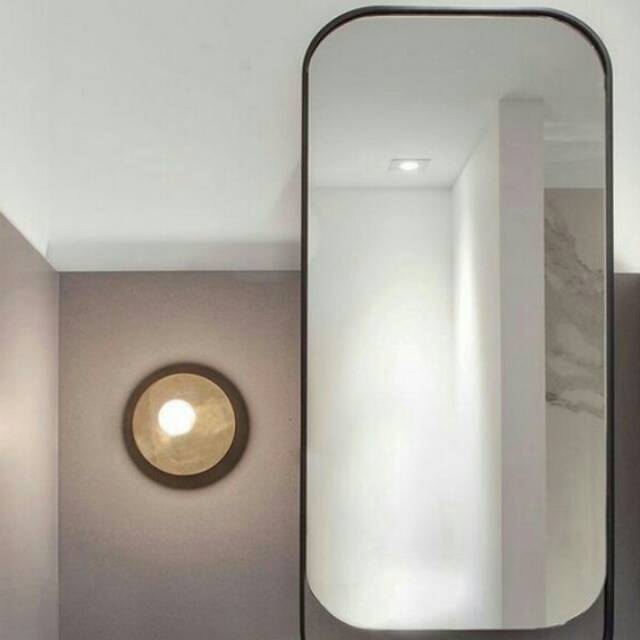 Cermin rias kaca rias minimalis