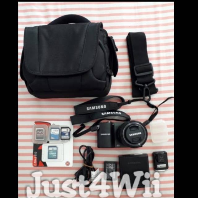Camera Samsung Mirrorless NX1000 20 MP 2nd Like New