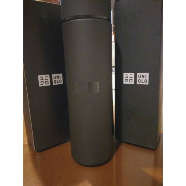 UNIQLO TUMBLER